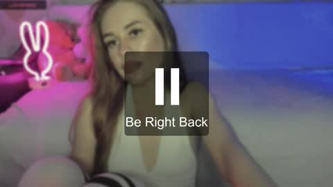 LISA online show from November 30, 2025, 6:45 pm