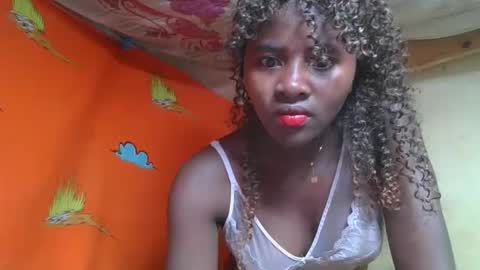 Ellodi online show from June 3, 2026, 12:57 am