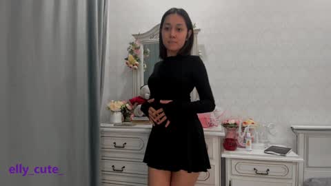 Snapshot of elly_cute_ chatting on December 11, 2024, 6:52 pm Elly Cute online show from December 11, 2024, 6:52 pm