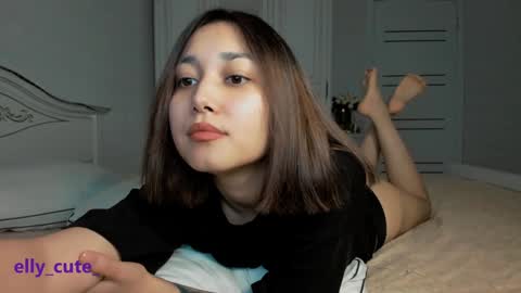 Snapshot of elly_cute_ chatting on January 26, 2025, 2:24 am Elly Cute online show from January 26, 2025, 2:24 am