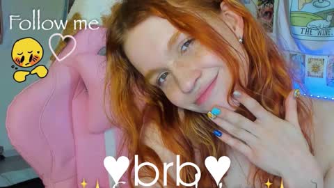 Snapshot of elly_milas chatting on November 9, 2025, 8:01 am Elly Fansly online show from November 9, 2025, 8:01 am