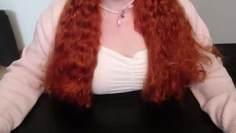 Elly online show from April 10, 2026, 2:22 pm