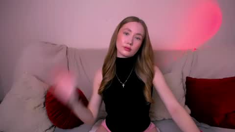 Snapshot of ellycolins_ chatting on April 5, 2026, 3:04 am Elly online show from April 5, 2026, 3:04 am