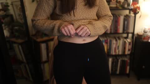 Snapshot of ellynaomi chatting on November 1, 2025, 10:56 pm Elly Naomi online show from November 1, 2025, 10:56 pm