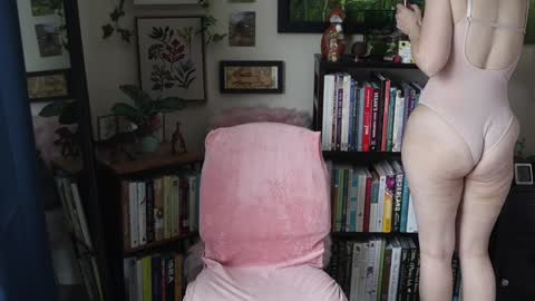 Snapshot of ellynaomi chatting on January 10, 2026, 3:25 pm Elly Naomi online show from January 10, 2026, 3:25 pm