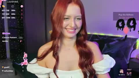 Snapshot of ellypeach chatting on October 20, 2025, 2:28 pm EllyPeach online show from October 20, 2025, 2:28 pm