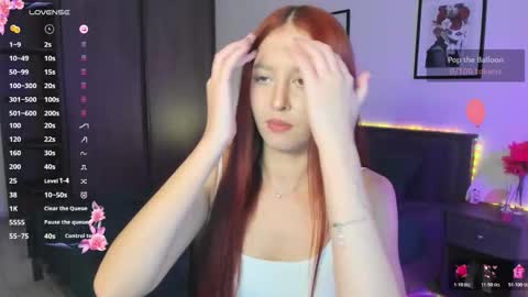 Snapshot of ellypeach chatting on November 10, 2025, 12:48 pm EllyPeach online show from November 10, 2025, 12:48 pm