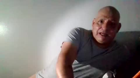 elmario24 online show from October 29, 2025, 7:32 am