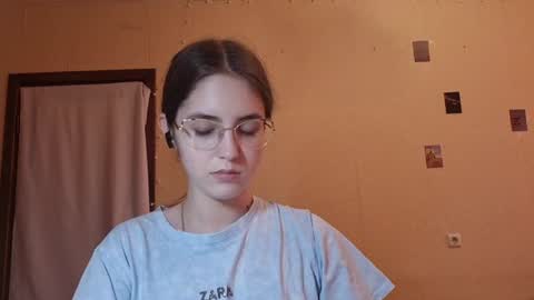 Kate online show from July 20, 2026, 1:13 pm