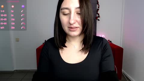 Snapshot of elmirapowers chatting on December 4, 2024, 10:24 am elmirapowers online show from December 4, 2024, 10:24 am