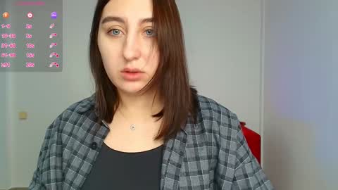 Snapshot of elmirapowers chatting on December 11, 2024, 10:47 am elmirapowers online show from December 11, 2024, 10:47 am