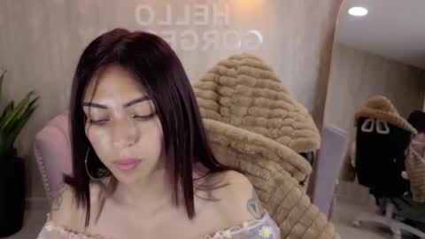 Snapshot of elody_a chatting on October 1, 2025, 3:01 am Elody online show from October 1, 2025, 3:01 am