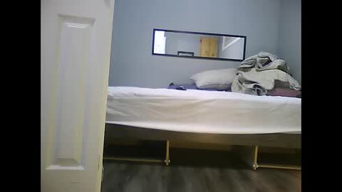 Snapshot of elpouto chatting on November 9, 2025, 5:17 am Elpouro online show from November 9, 2025, 5:17 am