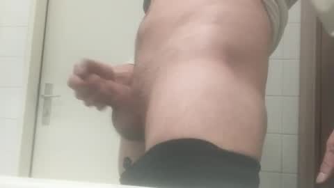 Snapshot of elrockobigcock chatting on May 18, 2026, 12:07 am Bigcock Callboy online show from May 18, 2026, 12:07 am