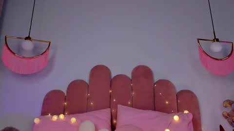 Snapshot of elsa_xo chatting on January 17, 2025, 2:18 am Michelle online show from January 17, 2025, 2:18 am