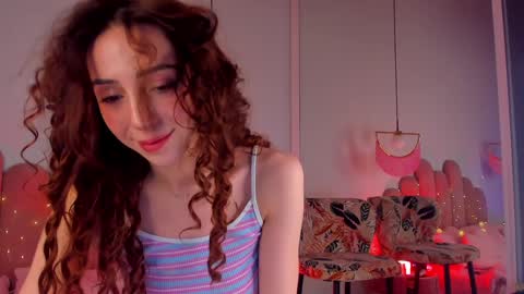 Snapshot of elsa_xo chatting on February 1, 2025, 11:27 pm Michelle online show from February 1, 2025, 11:27 pm