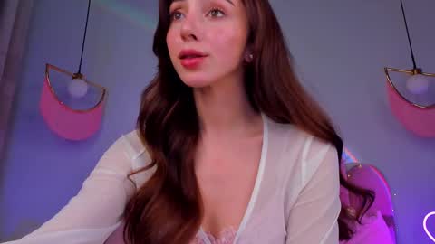 Snapshot of elsa_xo chatting on February 19, 2025, 11:36 pm Michelle online show from February 19, 2025, 11:36 pm