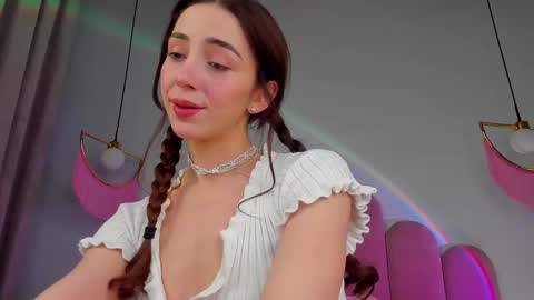 Snapshot of elsa_xo chatting on February 23, 2025, 11:04 pm Michelle online show from February 23, 2025, 11:04 pm