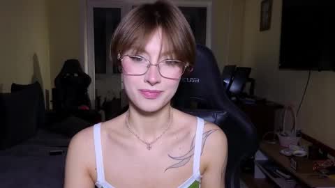 elsaangel online show from February 23, 2026, 12:13 pm