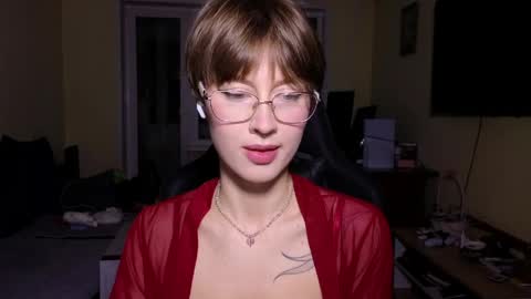 elsaangel online show from March 28, 2026, 10:31 pm