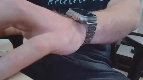 Snapshot of eltanke2206 chatting on January 9, 2025, 7:08 pm alexgarg online show from January 9, 2025, 7:08 pm