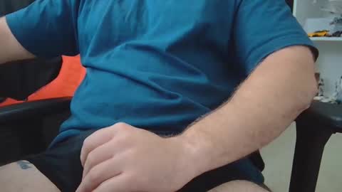 Snapshot of eltanke2206 chatting on October 23, 2025, 5:33 pm alexgarg online show from October 23, 2025, 5:33 pm