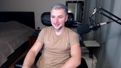 Elvin Vaenight online show from November 8, 2025, 10:52 pm