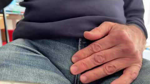 Elvis online show from February 16, 2025, 9:05 pm