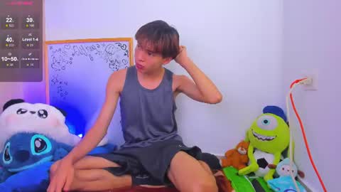Snapshot of ely_king chatting on June 28, 2026, 6:36 pm E L Y K I N G online show from June 28, 2026, 6:36 pm