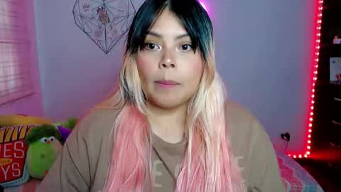 Snapshot of elymoon chatting on February 9, 2026, 10:47 pm Ely online show from February 9, 2026, 10:47 pm