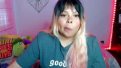 Snapshot of elymoon chatting on February 11, 2026, 10:15 pm Ely online show from February 11, 2026, 10:15 pm