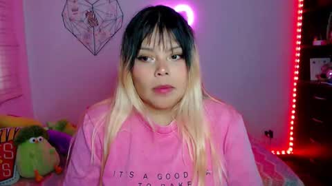 Snapshot of elymoon chatting on February 23, 2026, 10:29 pm Ely online show from February 23, 2026, 10:29 pm