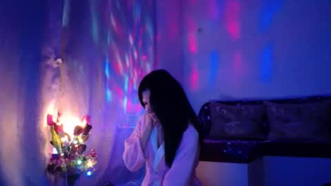 Elisa online show from January 16, 2025, 9:30 pm