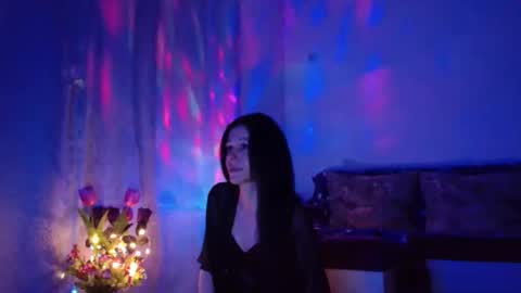 Elisa online show from February 7, 2025, 9:48 pm