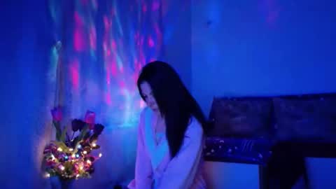 Elisa online show from February 24, 2025, 9:41 pm