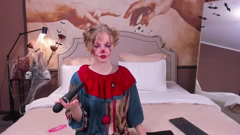 Snapshot of elza_hofffman chatting on October 31, 2025, 4:19 pm Chloyka online show from October 31, 2025, 4:19 pm