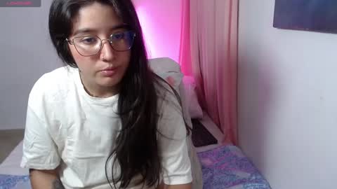 Snapshot of em_aa1 chatting on January 17, 2025, 3:45 am A N D R E A online show from January 17, 2025, 3:45 am