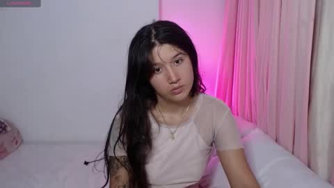 Snapshot of em_aa1 chatting on February 11, 2025, 3:08 am A N D R E A online show from February 11, 2025, 3:08 am