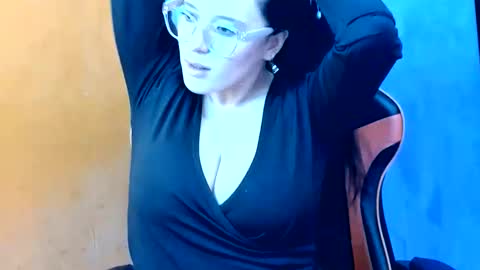 Estefany Martinez Acua INSTAGRAM ema 04oficial online show from June 9, 2026, 9:37 pm