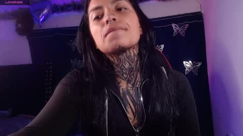 ema_ploxx online show from April 12, 2026, 1:32 am