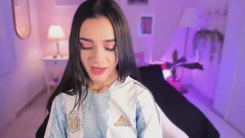 Snapshot of ema_soul chatting on December 22, 2025, 7:44 pm emma soul online show from December 22, 2025, 7:44 pm