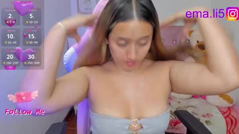 Snapshot of ema_tayy chatting on February 28, 2025, 7:58 am Ema online show from February 28, 2025, 7:58 am