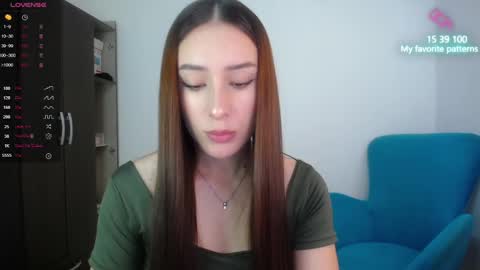 Snapshot of emaa_martins chatting on September 25, 2025, 6:33 pm Emaa online show from September 25, 2025, 6:33 pm