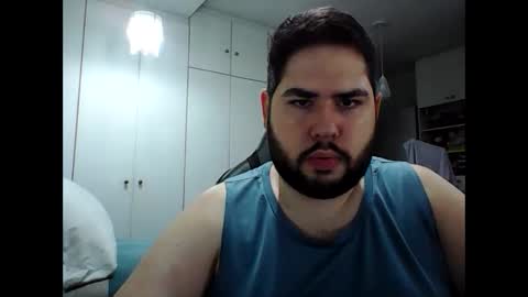 embarrassed_str8_3incher online show from April 28, 2026, 8:14 pm