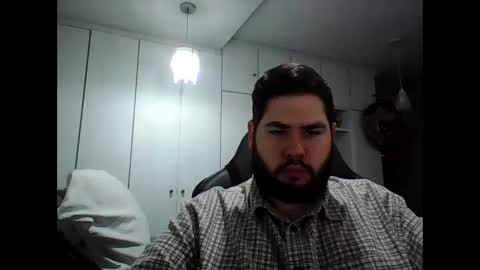 embarrassed_str8_3incher online show from May 13, 2026, 11:22 pm
