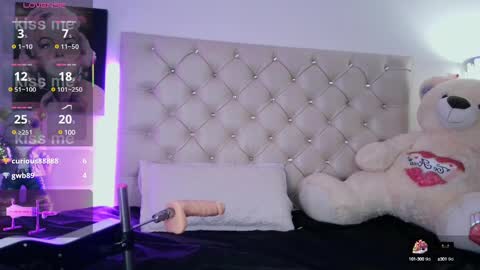 Snapshot of embereyes_999 chatting on February 28, 2025, 1:37 am Embereyes 999 online show from February 28, 2025, 1:37 am