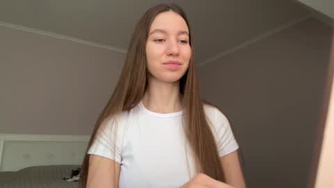 Alina online show from March 12, 2026, 3:07 pm