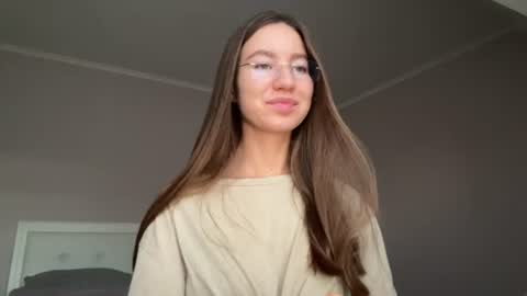 Alina online show from July 3, 2026, 6:14 pm