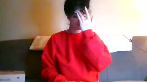 Snapshot of emberloadsxx chatting on December 12, 2024, 5:52 am EmberLoads online show from December 12, 2024, 5:52 am