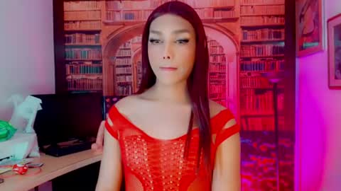Snapshot of emeli_roushot chatting on July 16, 2026, 11:05 am Emeli online show from July 16, 2026, 11:05 am